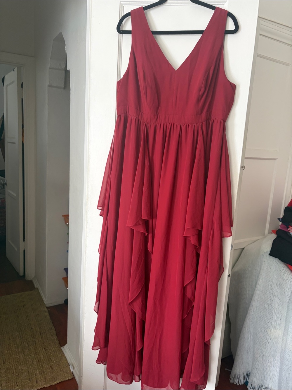 Flowing V-Neck Maxi Dress in Deep Red